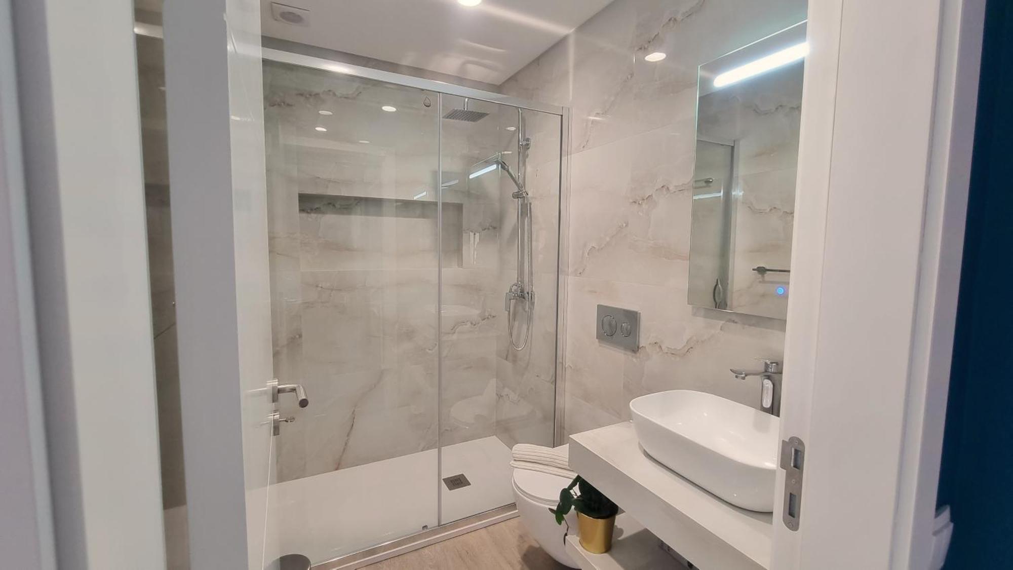 Afonso Galo Guest Apartments IV Almada Dış mekan fotoğraf